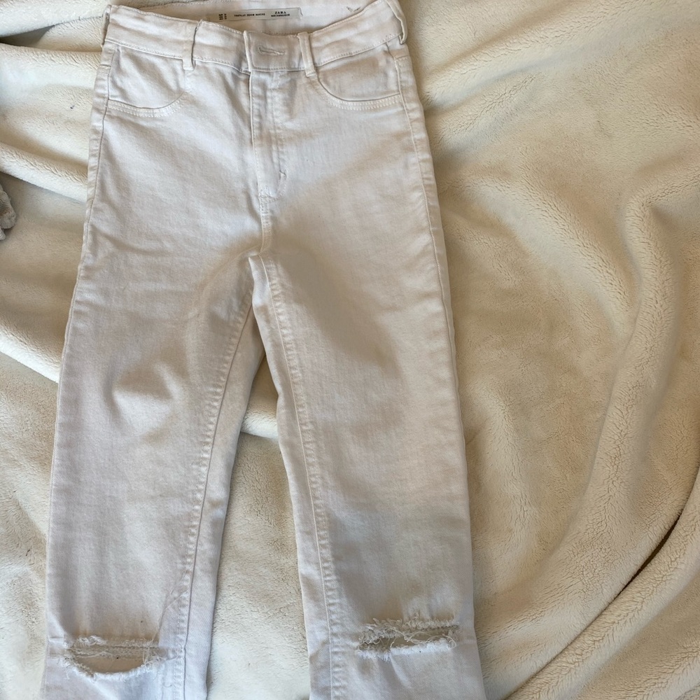 White zara jeggings
